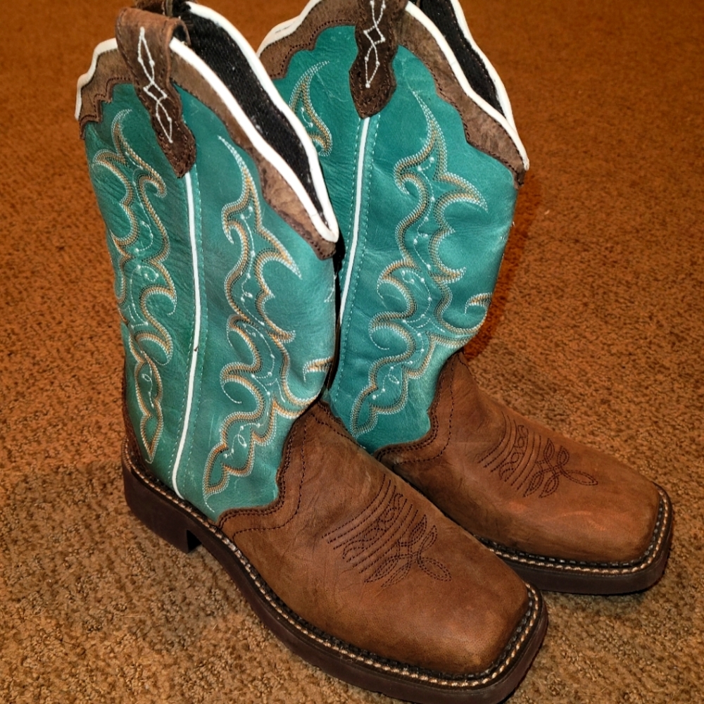 Justin "Gypsy" Boots